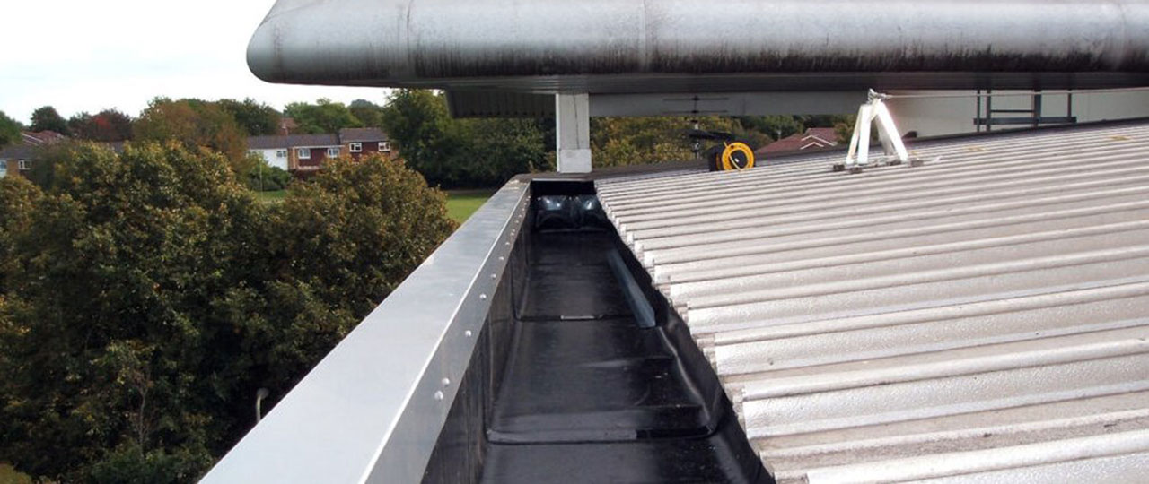 SNS Absolute Roofing new liquid coating for commercial roof in Toledo, OH